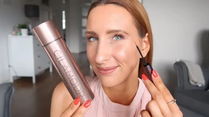 Jak szybko rosną rzęsy? Odkryj prawdę o ich wzroście dziennym