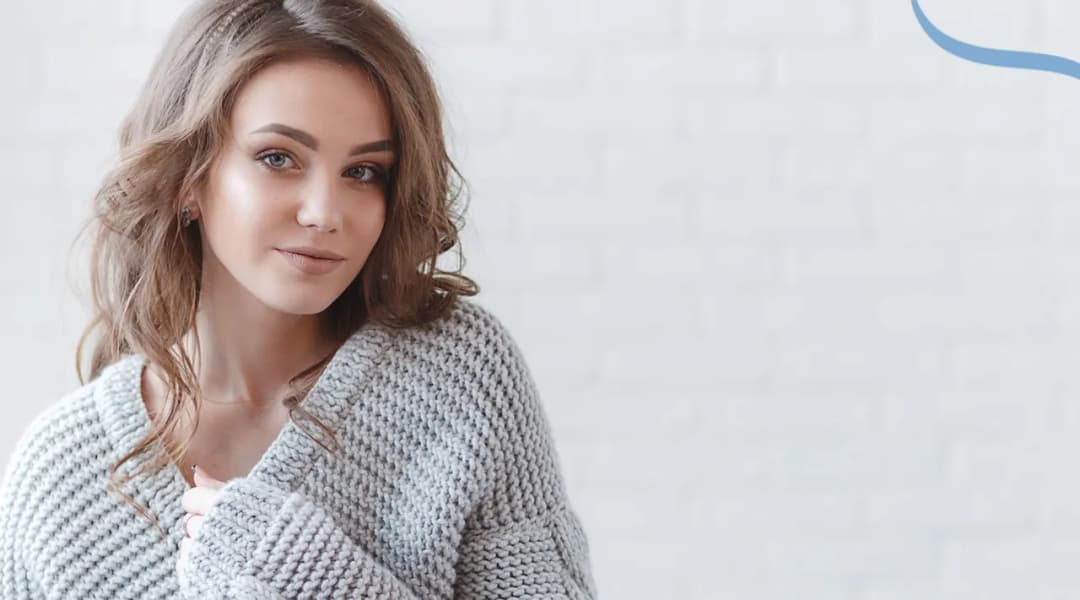 Jaką fryzurę do kwadratowej twarzy wybrać, aby zmiękczyć rysy?